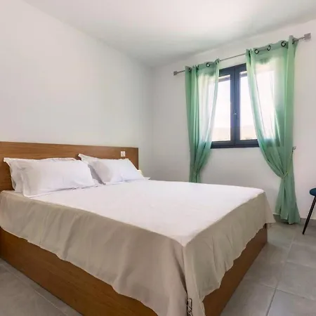 De 2 Chambres A Palasca A 100 M De La Plage Avec Piscine Privee Jardin Amenage Et Wifi Villa Palasca (Corsica)